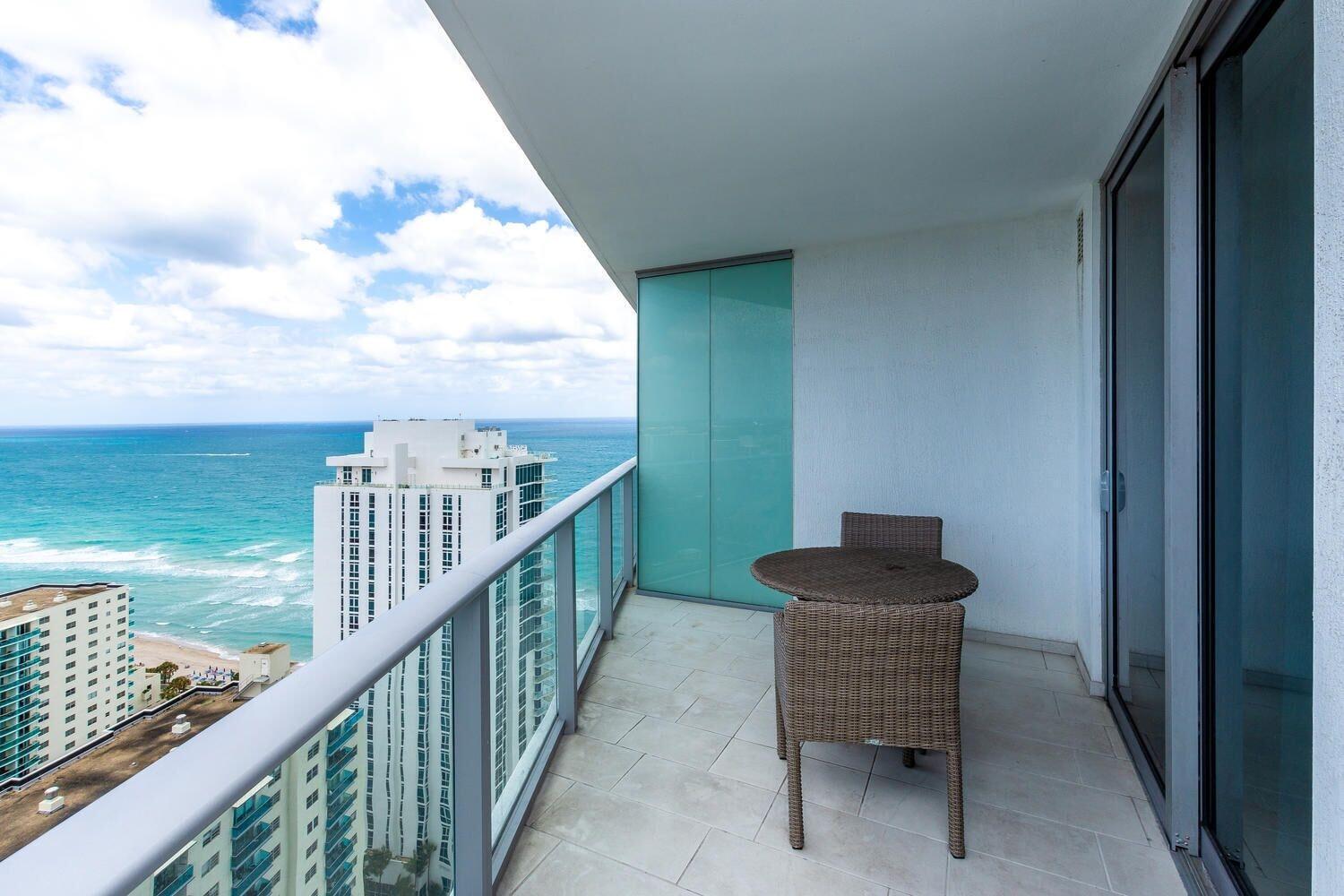 Lyfe Resort & Residences Hollywood Exterior foto